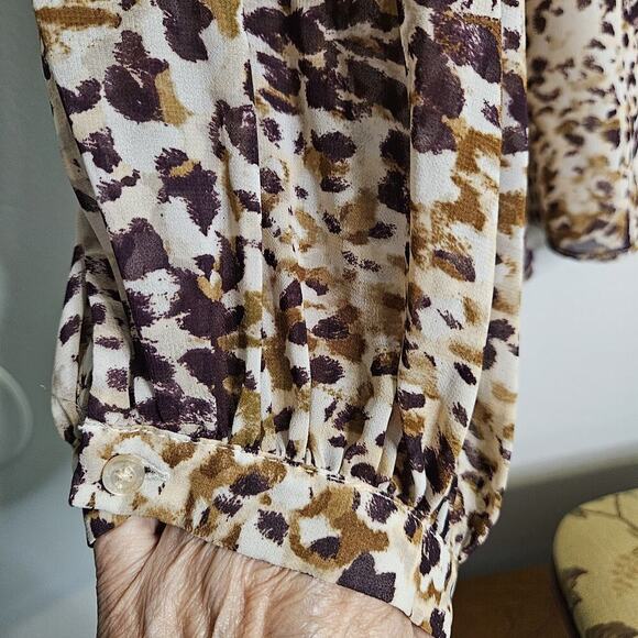 Calvin Klein Chiffon Long Sleeve Button Front Blouse Animal Print Lined Size 3X - Picture 6 of 15